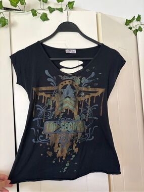 Women's Black Short Sleeve Graphic Tee with Cutout Detail